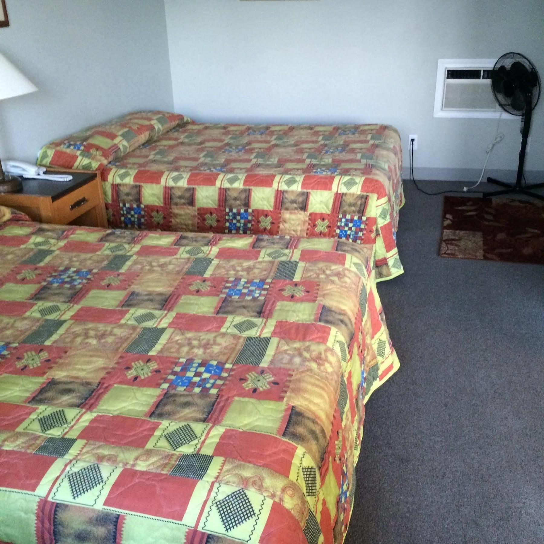 Raccoon Lodge Motel Силван Лейк Екстериор снимка
